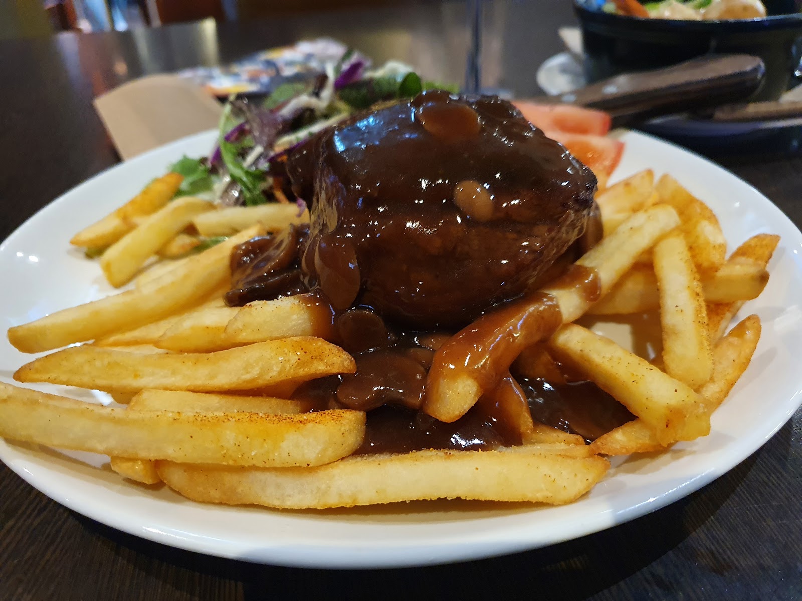 Lapstone Hotel in Blaxland - photo 4