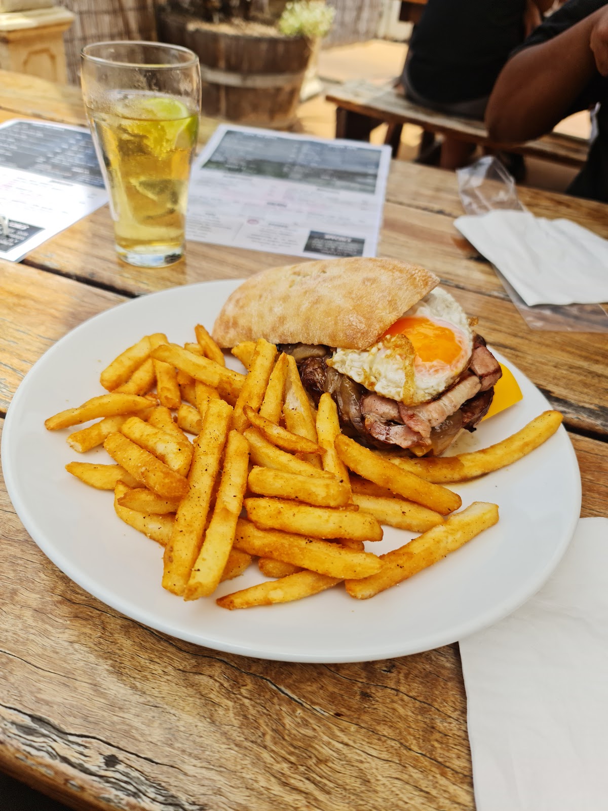 Lawson Park Tavern in Mudgee - photo 6