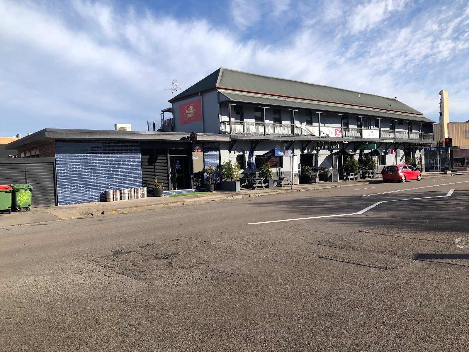 Lemon Grove Hotel in Wallsend - photo 1