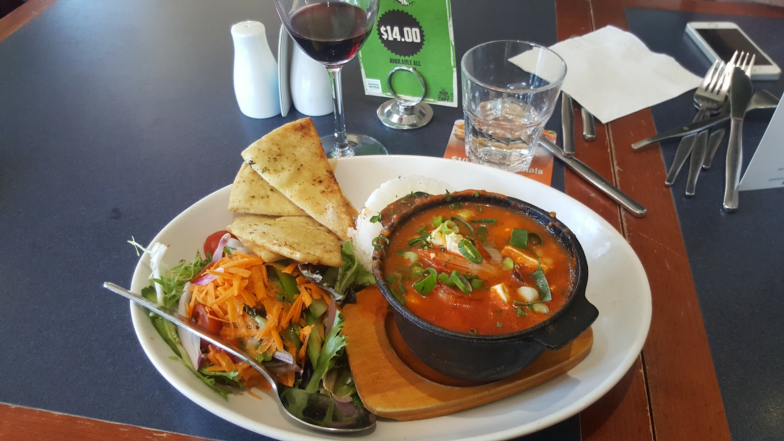 Lemon Grove Hotel in Wallsend - photo 4