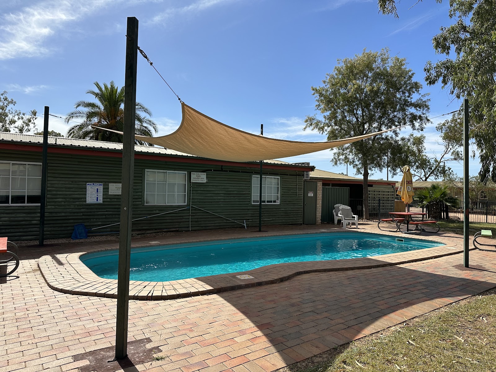 Lightning Ridge Hotel Motel in Lightning Ridge - photo 3