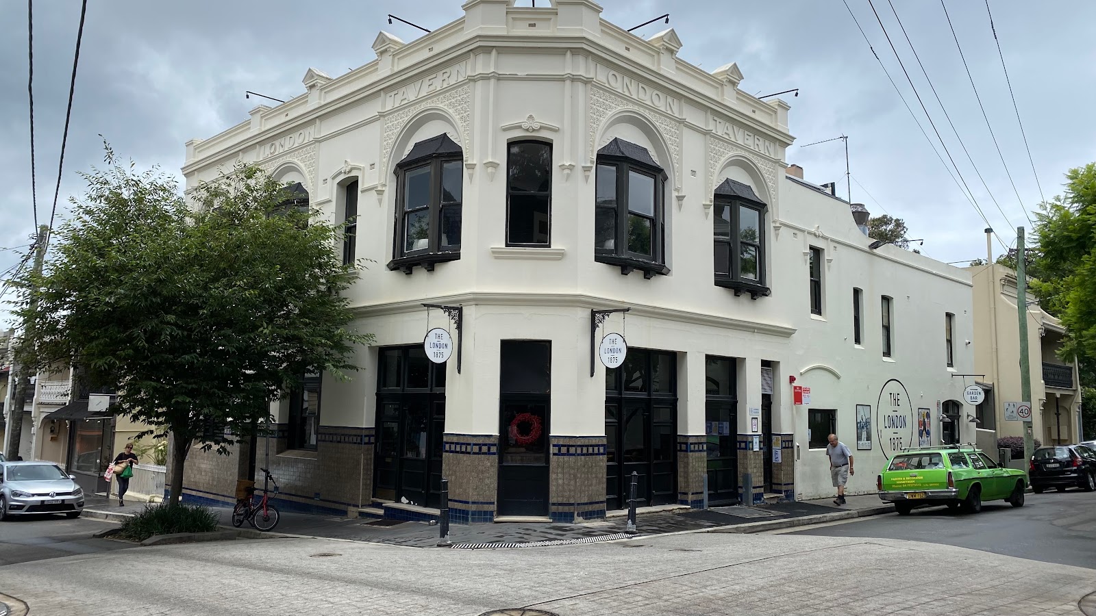 London Tavern Hotel in Paddington - photo 1