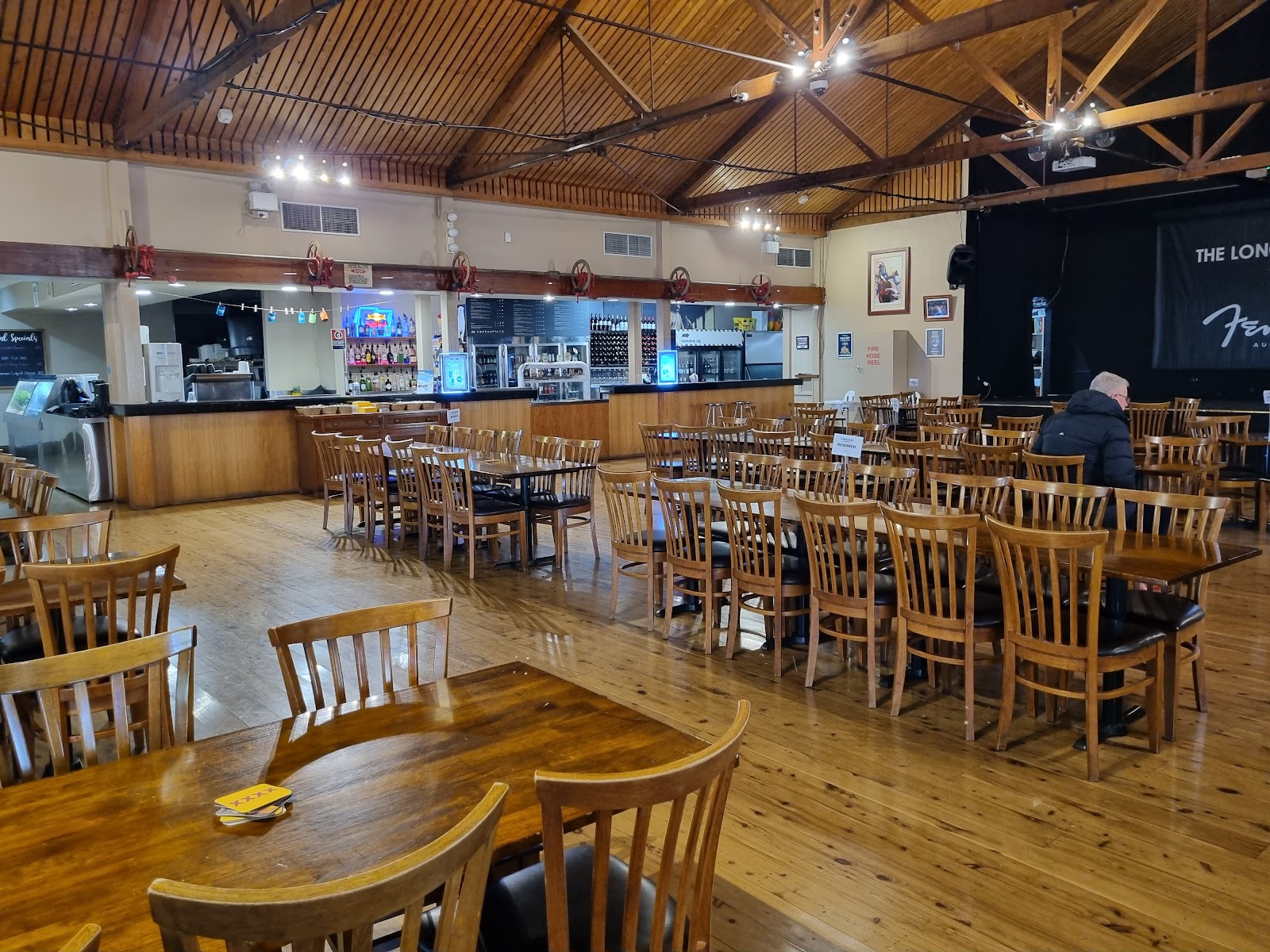 Longyard Hotel in Hillvue - photo 3
