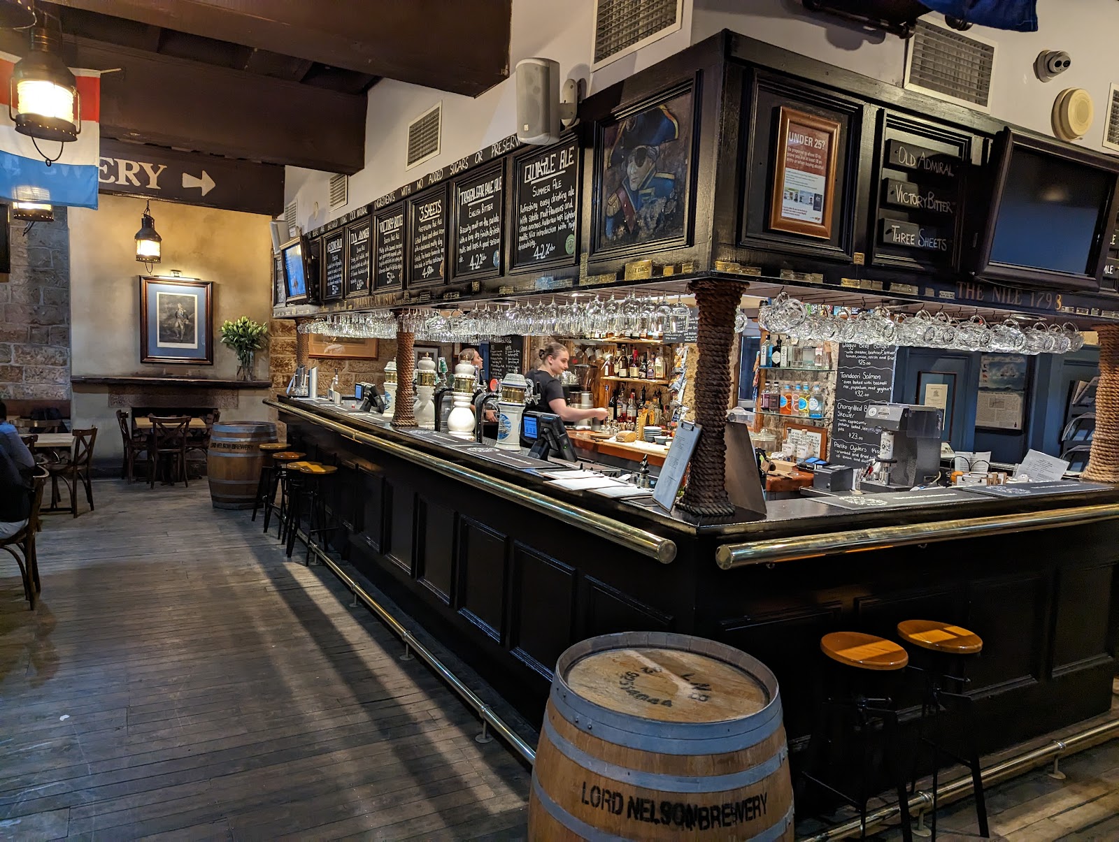 Lord Nelson Hotel in Millers Point - photo 3