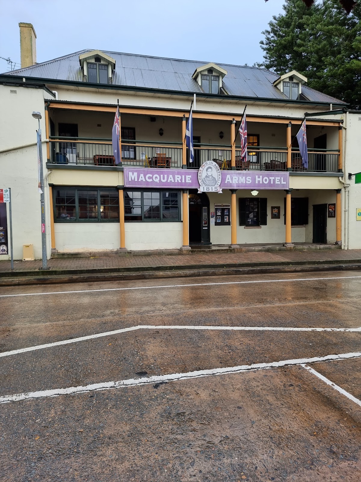 Macquarie Arms Hotel in Windsor - photo 2
