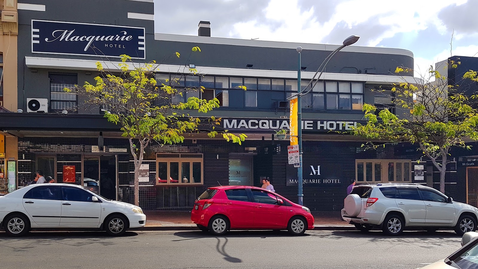 Macquarie Hotel Liverpool in Liverpool - photo 1