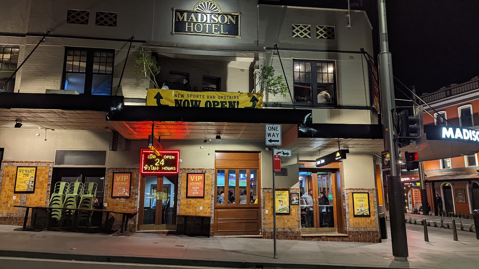 Madison Hotel in Surry Hills - photo 1