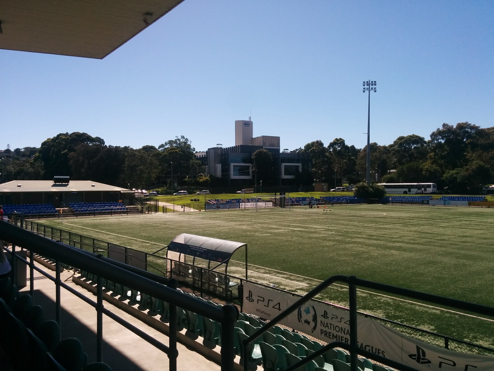 Manly Warringah Football Club in Cromer - photo 4