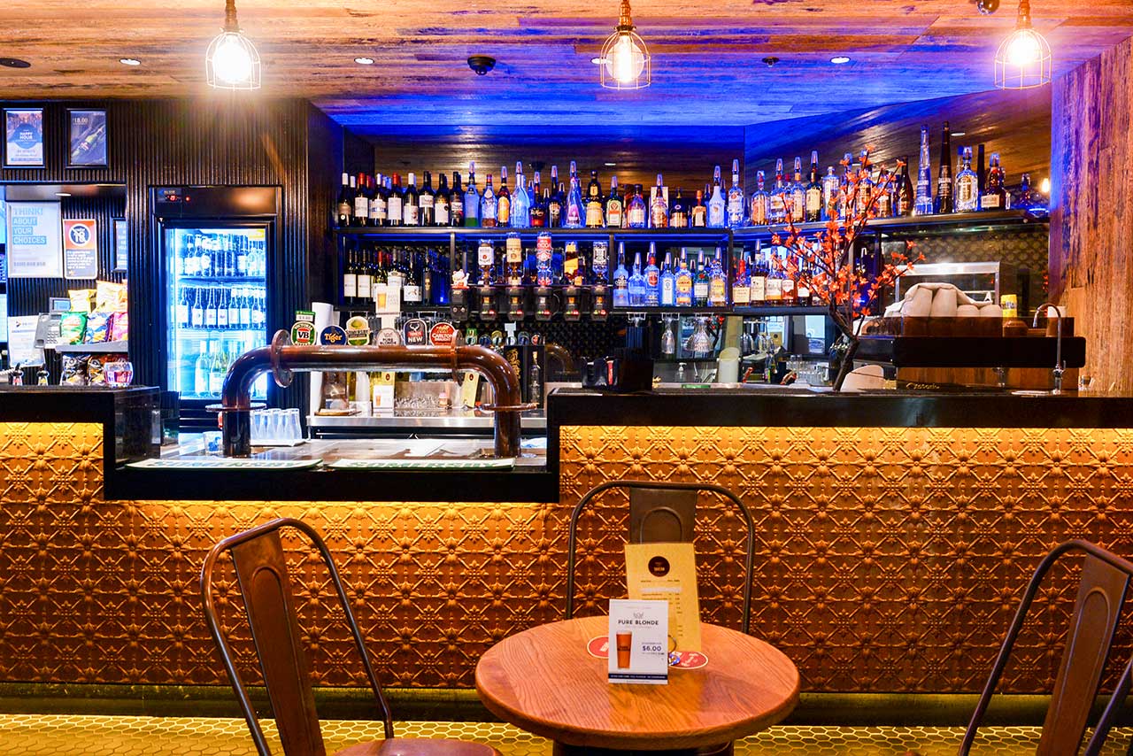 Market City Tavern in Haymarket - photo 2