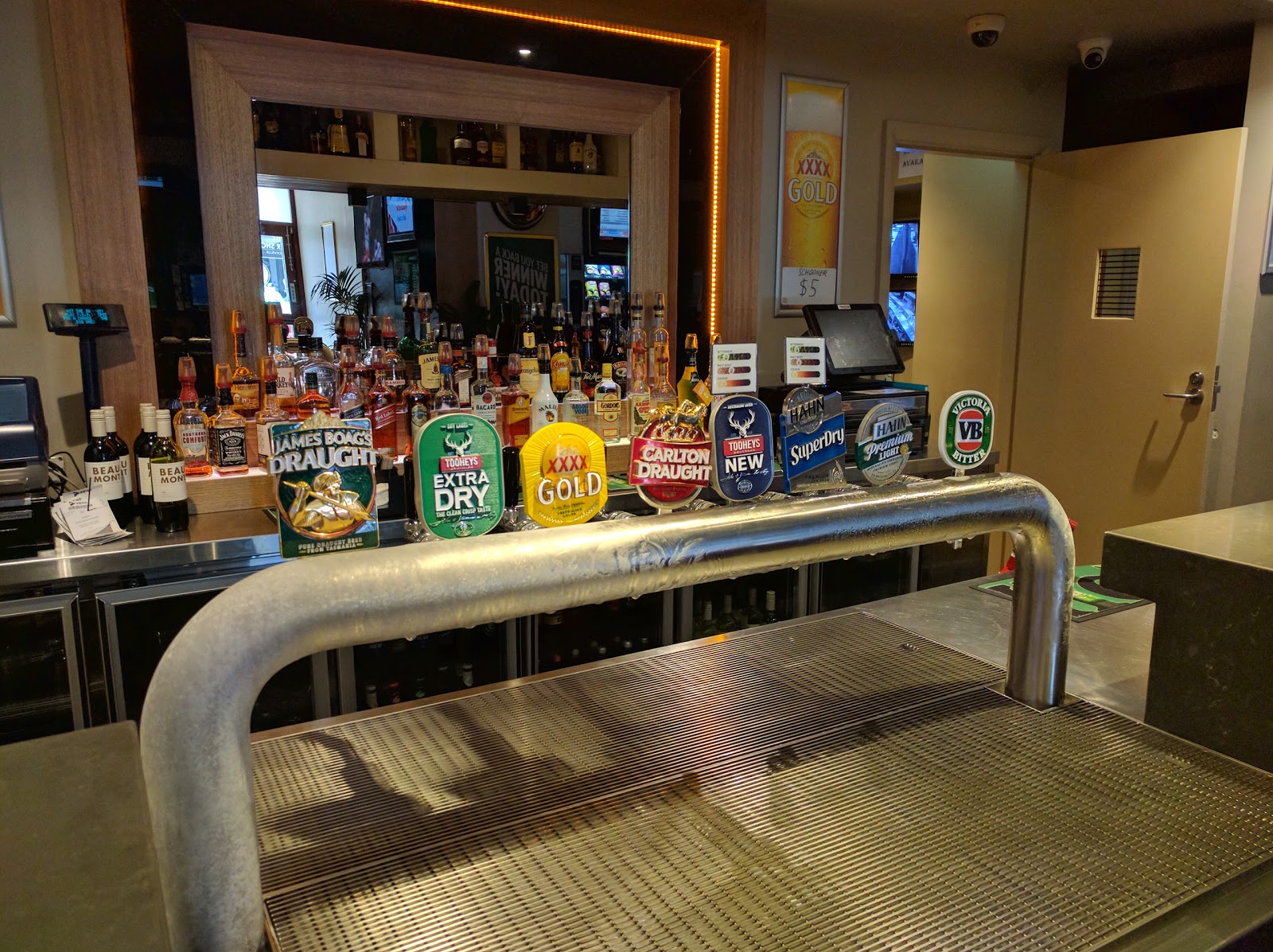 Marrickville Tavern in Marrickville - photo 3