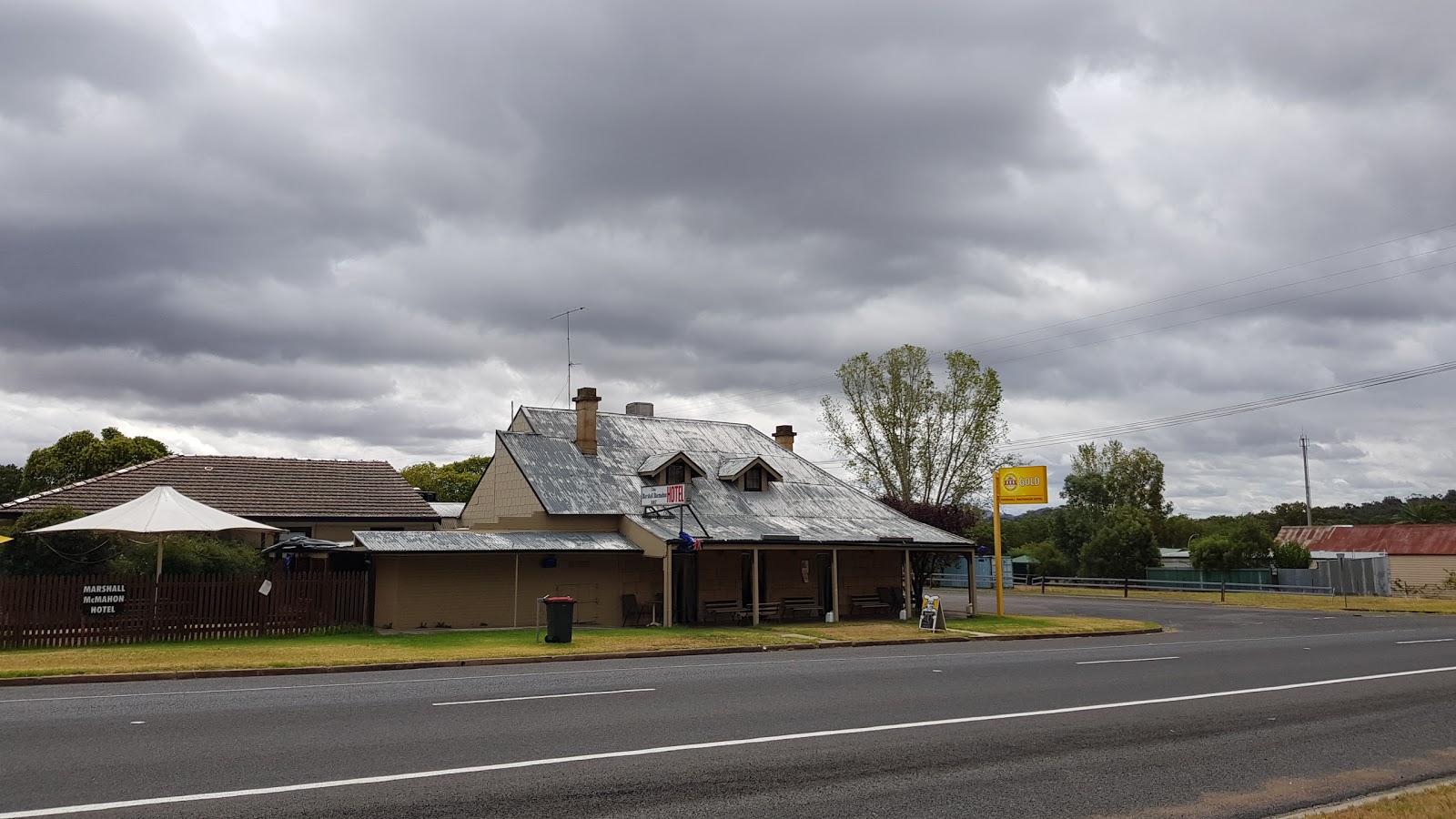 Marshall MacMahon Inn Hotel in Wallabadah - photo 2