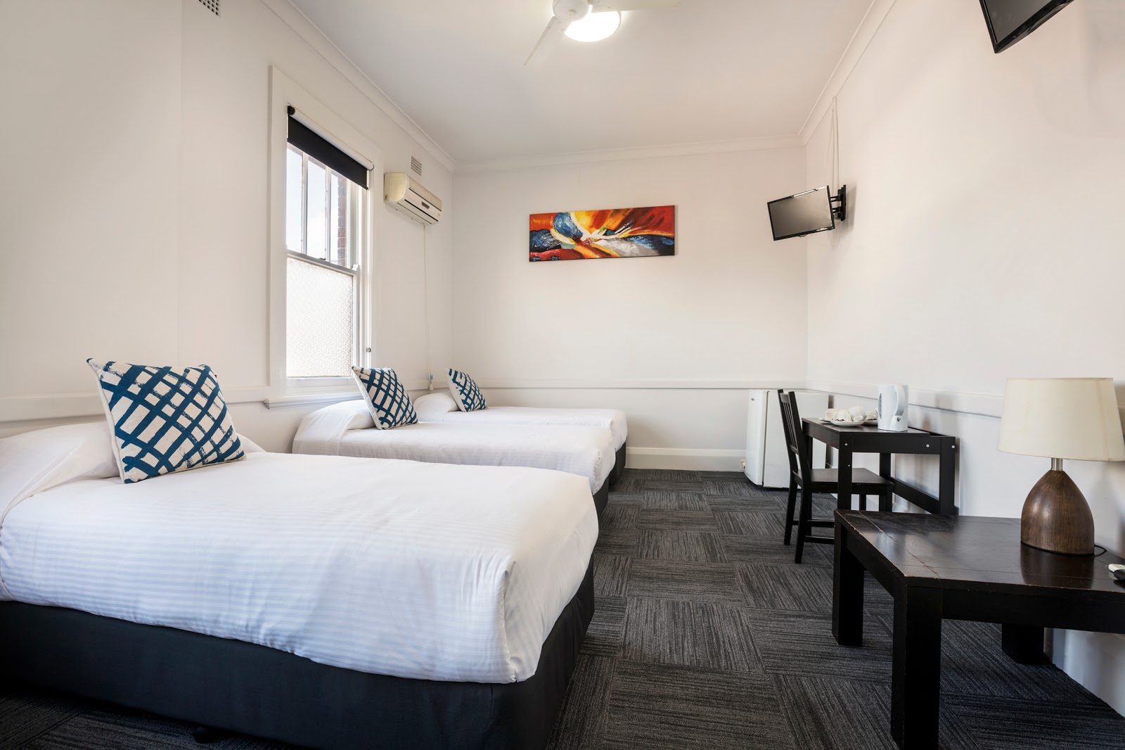 Melton Hotel in Auburn - photo 5