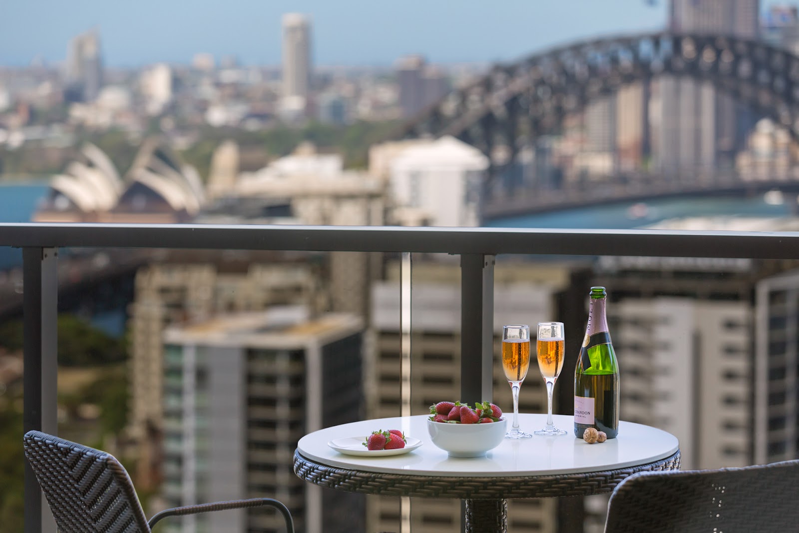 Metropolis Hotel in North Sydney - photo 6