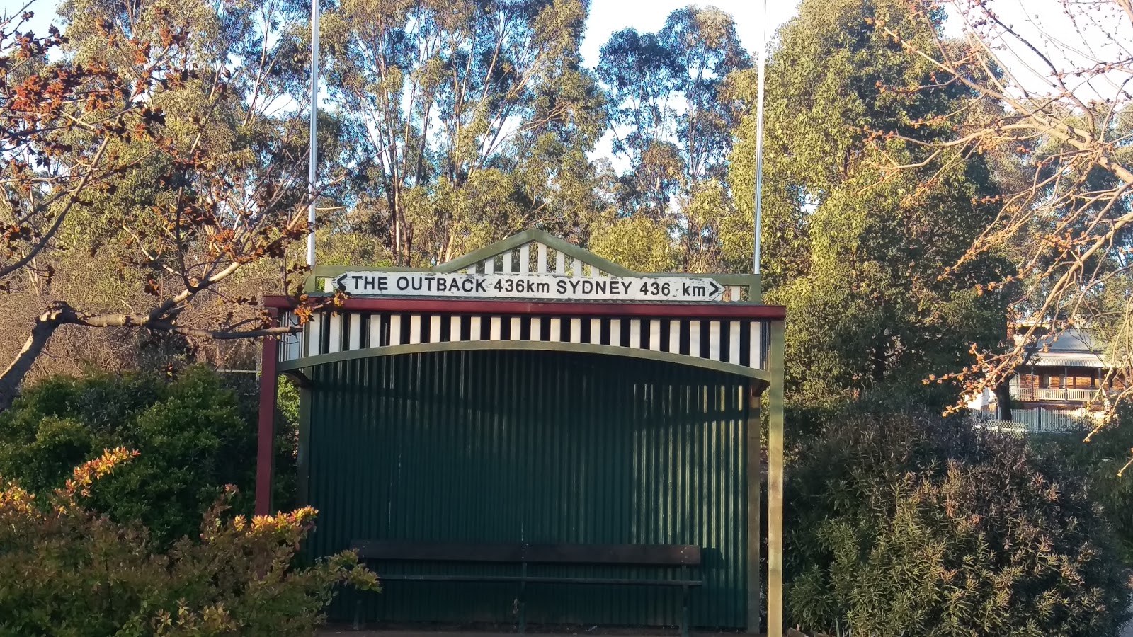 Mitchell Inn Hotel in Geurie - photo 2