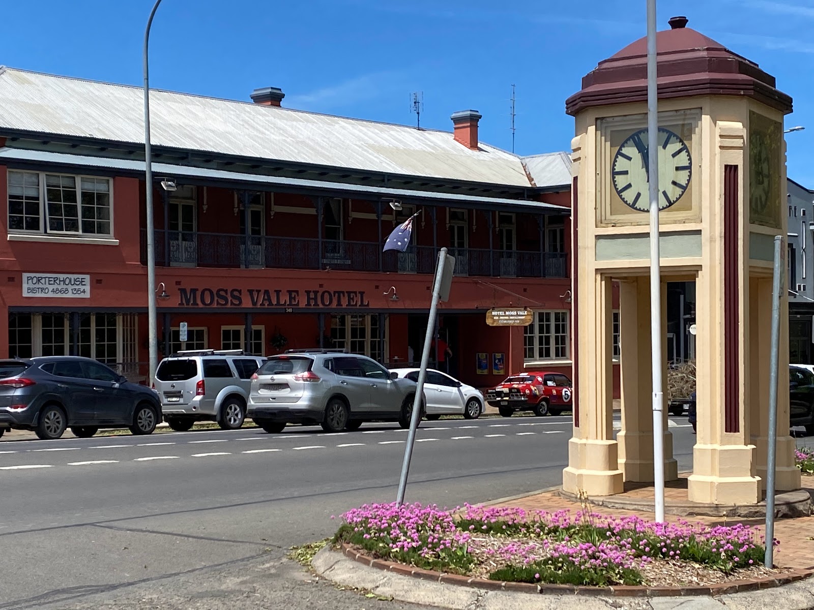 Moss Vale Hotel in Moss Vale - photo 1
