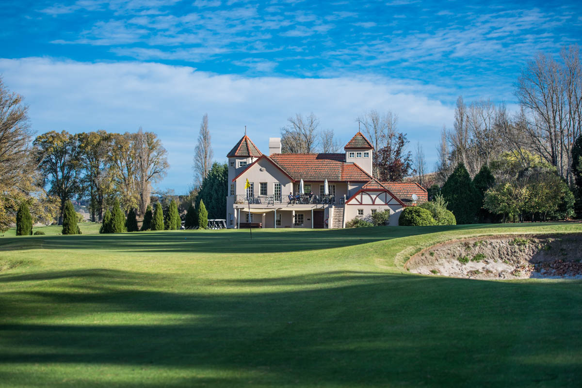 Mount Broughton Golf and Country Club Hotel in Sutton Forest - photo 1