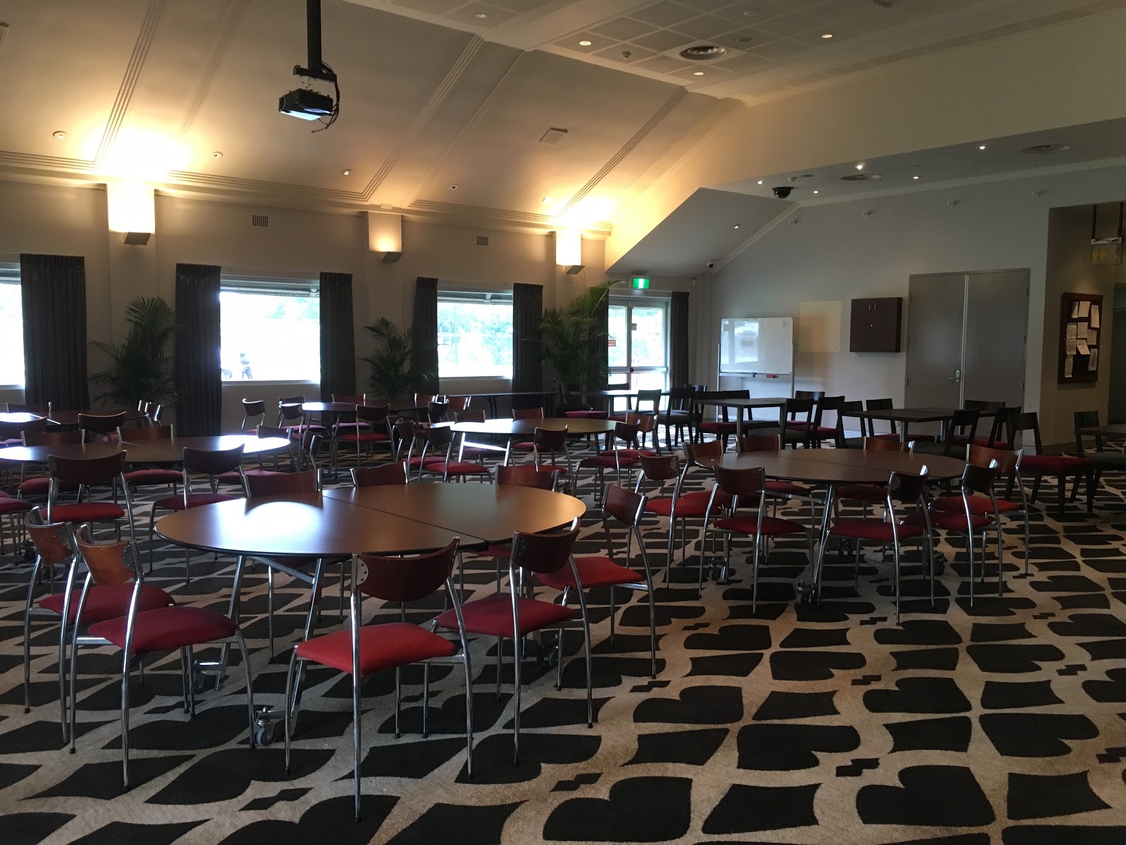 Mounties Bowling Club in Fairfield - photo 8
