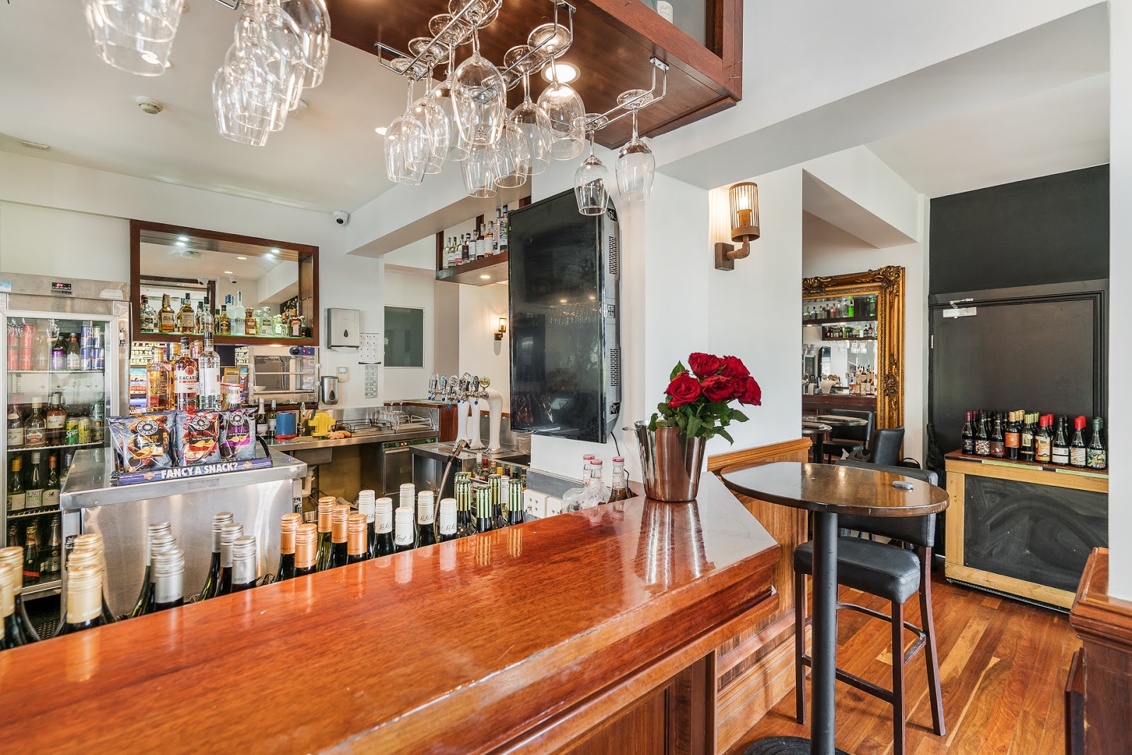 NATIVE ROSE HOTEL PTY LIMITED in Rozelle - photo 2