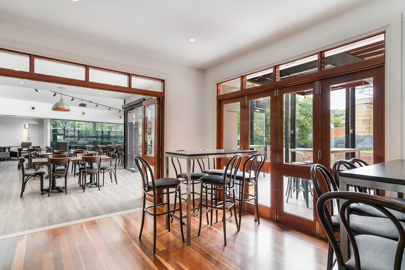 NATIVE ROSE HOTEL PTY LIMITED in Rozelle - photo 3