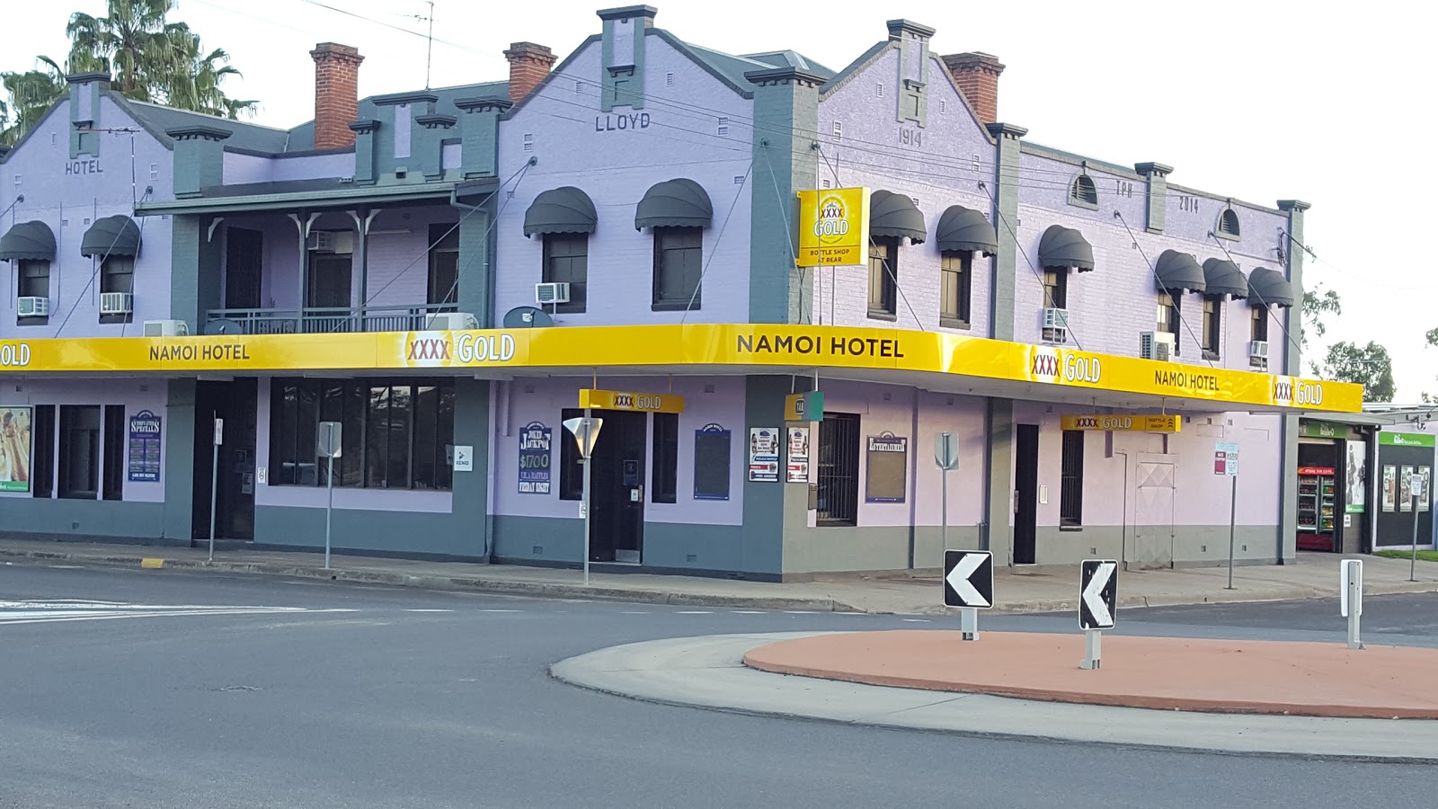 Namoi Hotel in Narrabri - photo 2