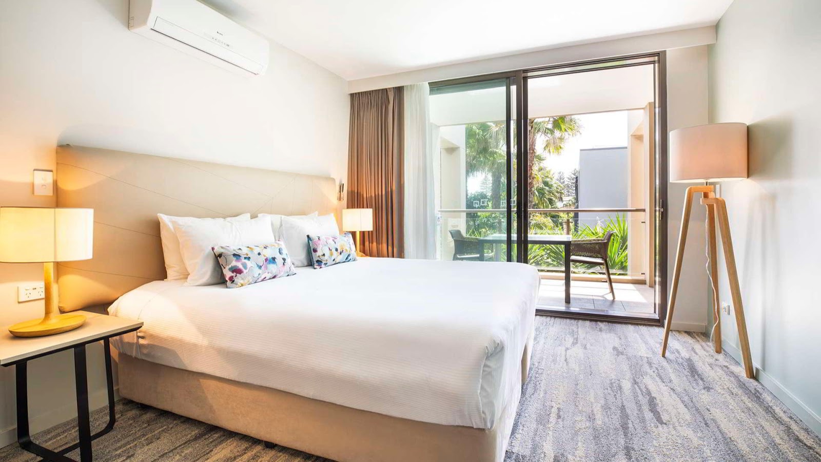 Narrabeen Sands Hotel in Narrabeen - photo 5