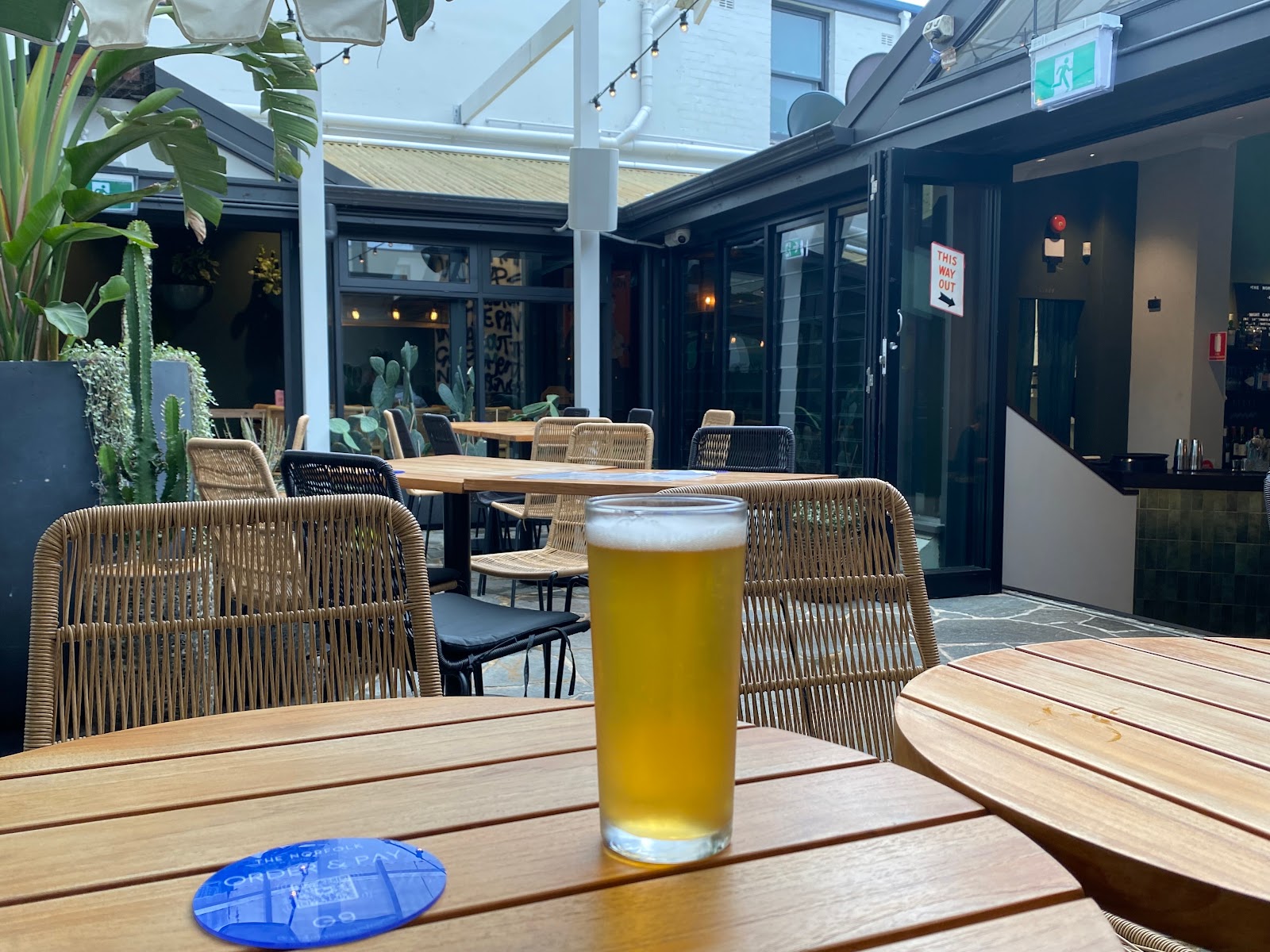 Norfolk Hotel in Redfern - photo 1
