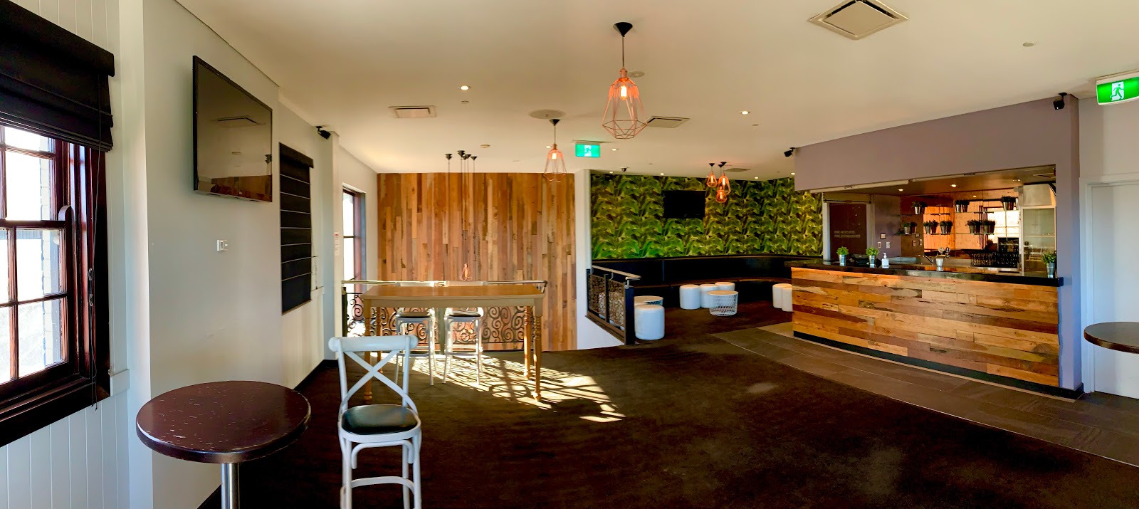Northbridge Hotel in Northbridge - photo 1