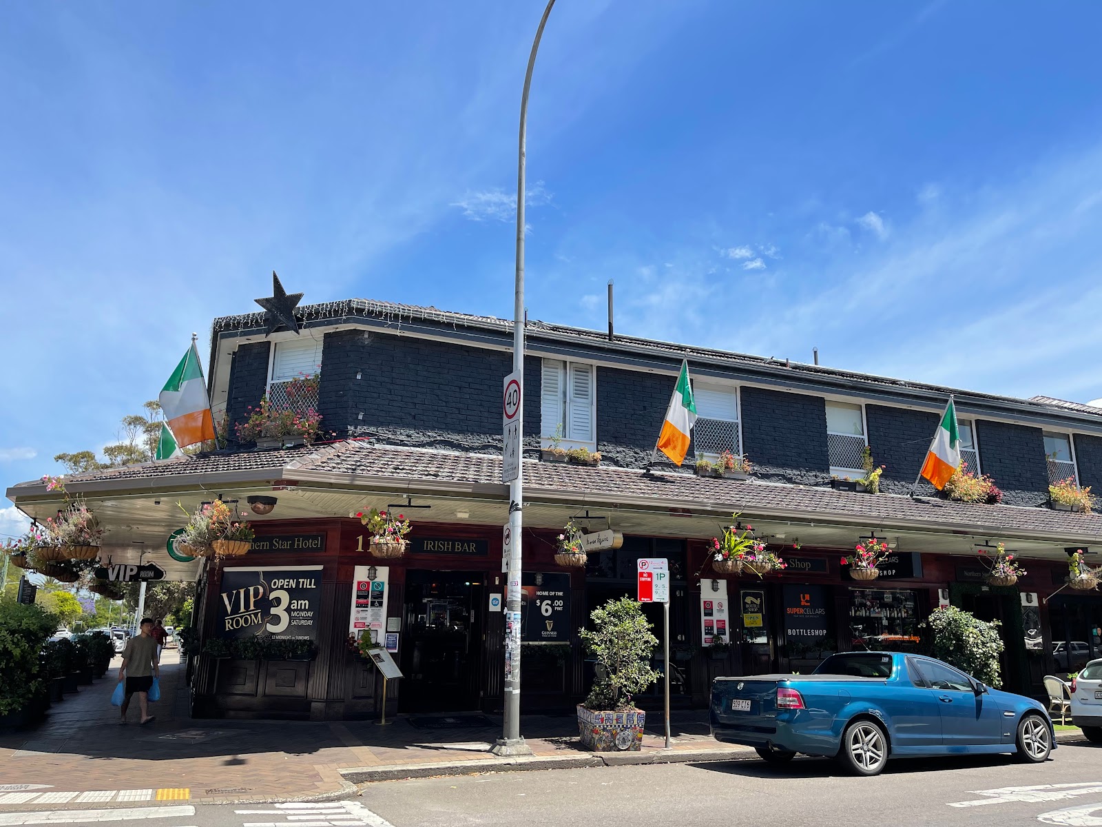 Northern Star Hotel in Hamilton - photo 1