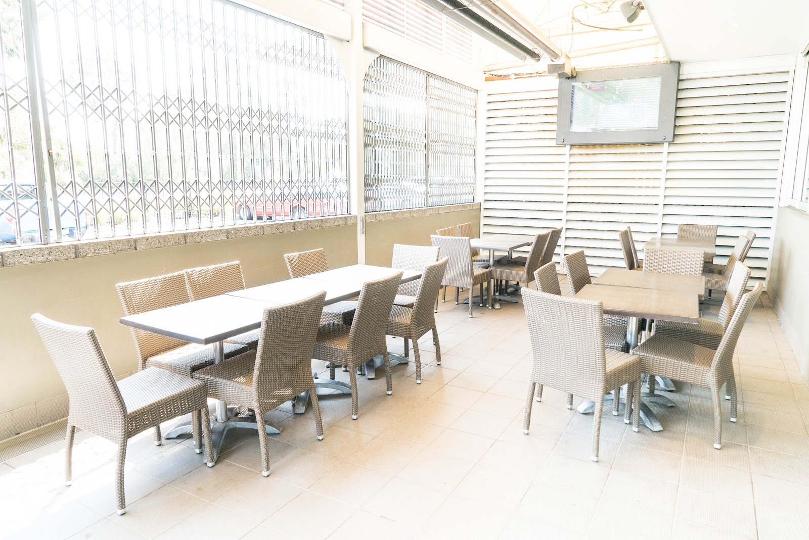 Northlakes Tavern in San Remo - photo 4