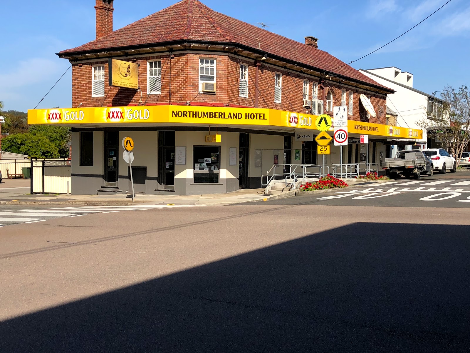 Northumberland Hotel in Lambton - photo 1