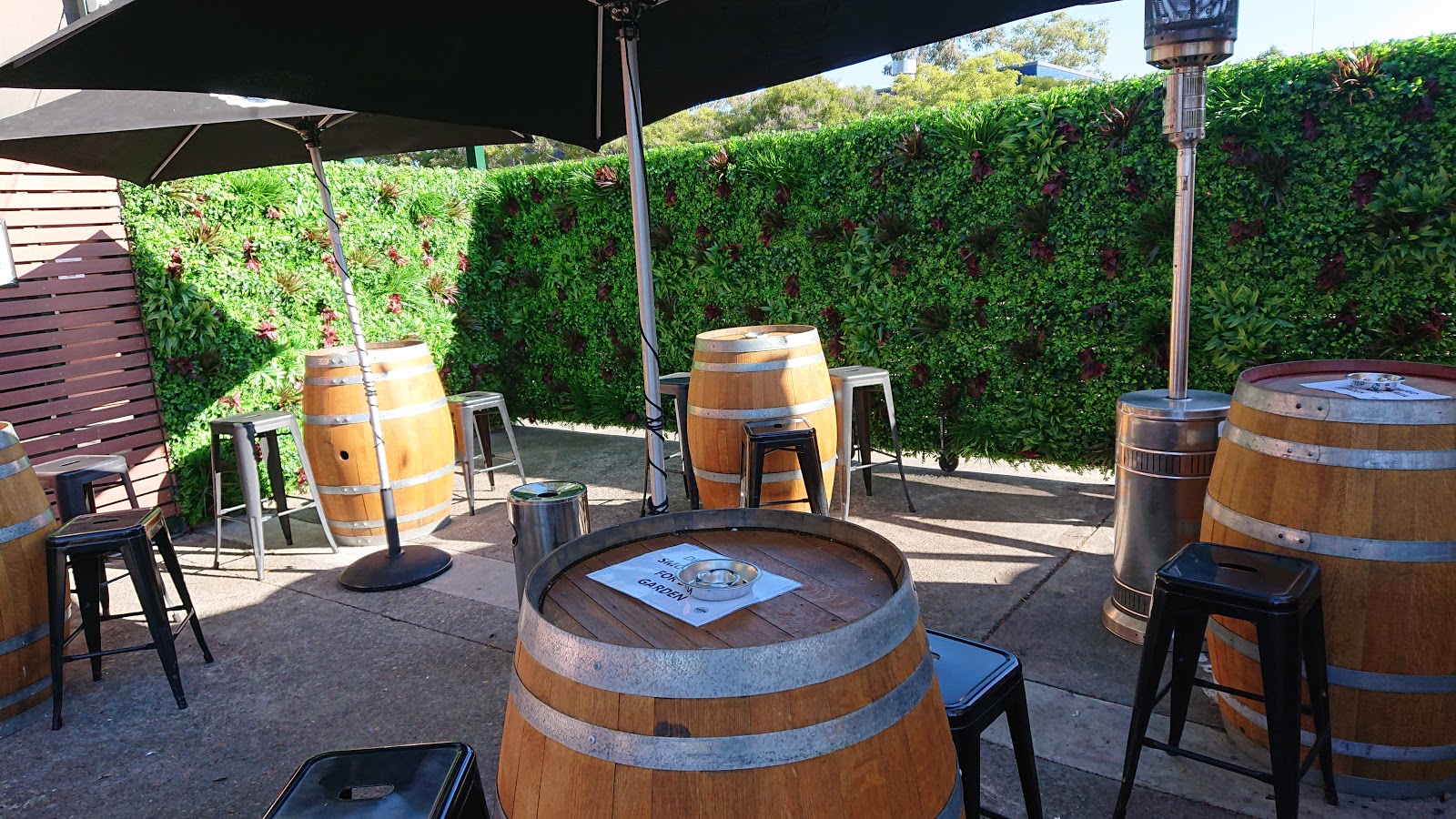 O'Donoghue's Irish Pub in Emu Plains - photo 4