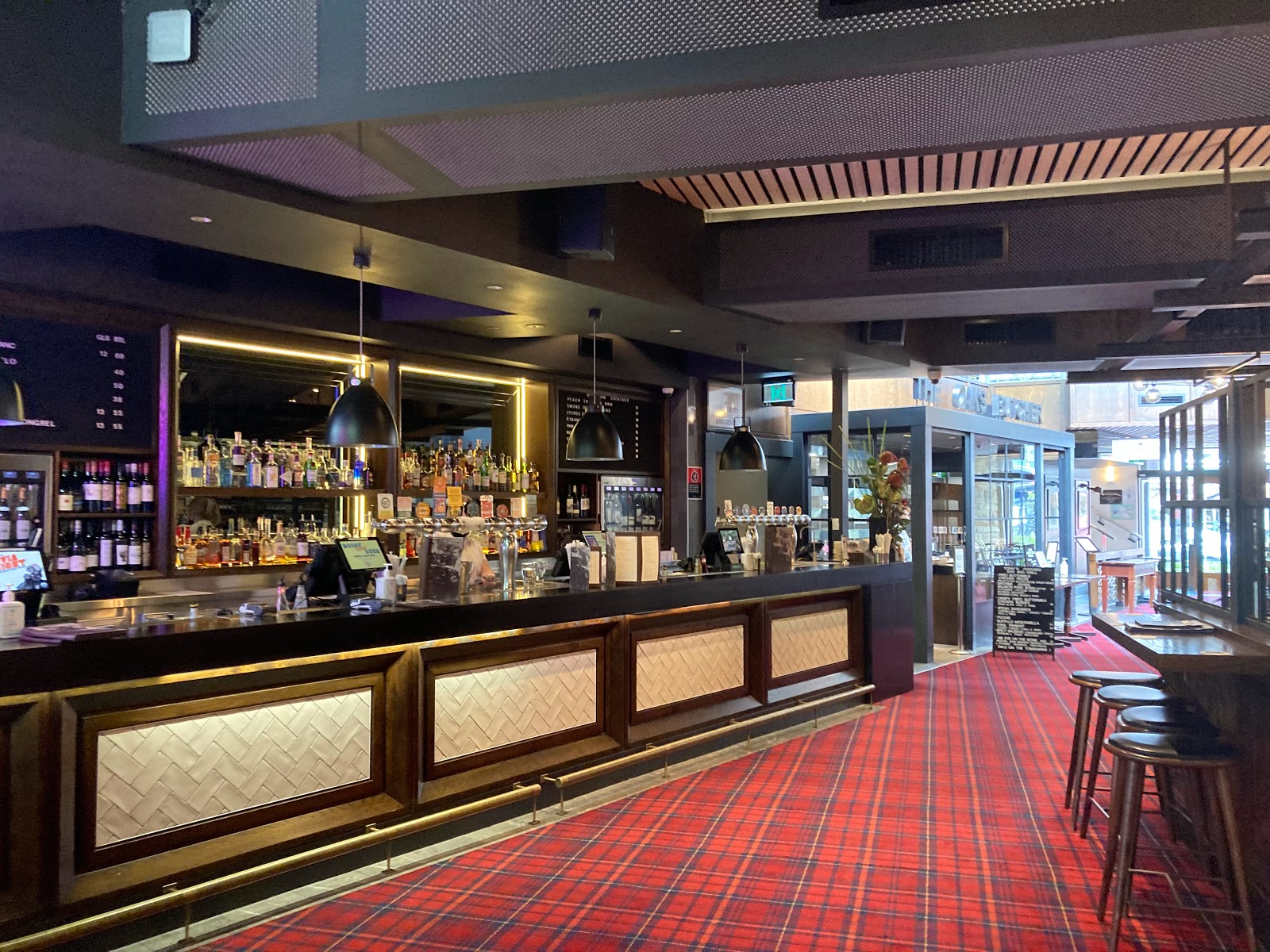Oaks Hotel in The Oaks - photo 3
