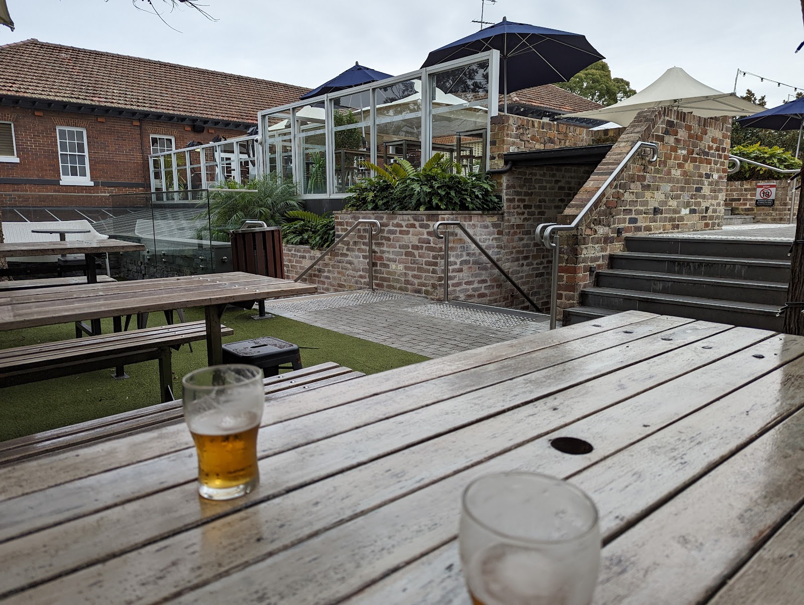 Oatley Hotel in Oatley - photo 2