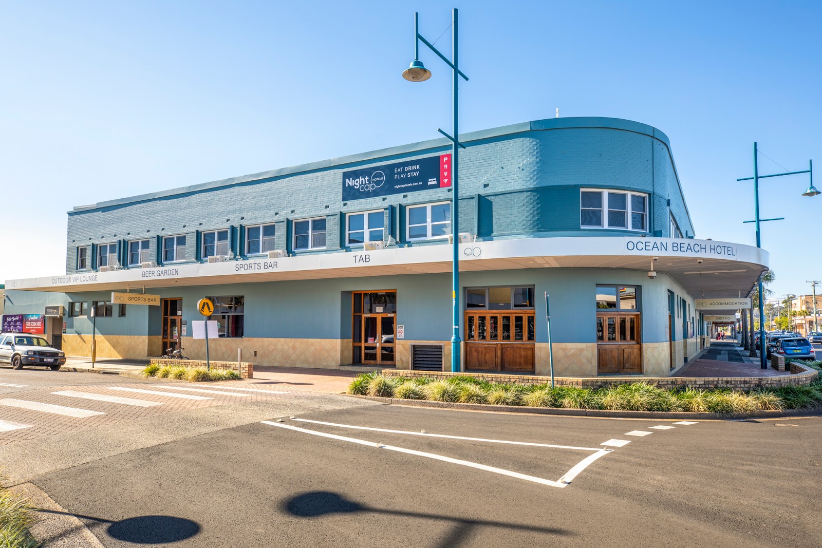 Ocean Beach Hotel in Shellharbour - photo 1