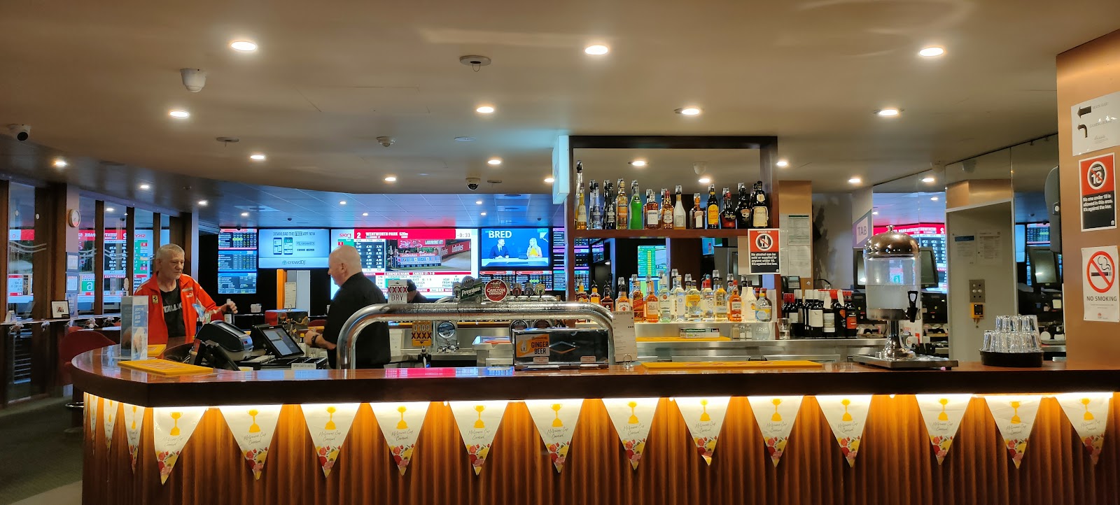 Open Hearth Hotel in Warrawong - photo 1