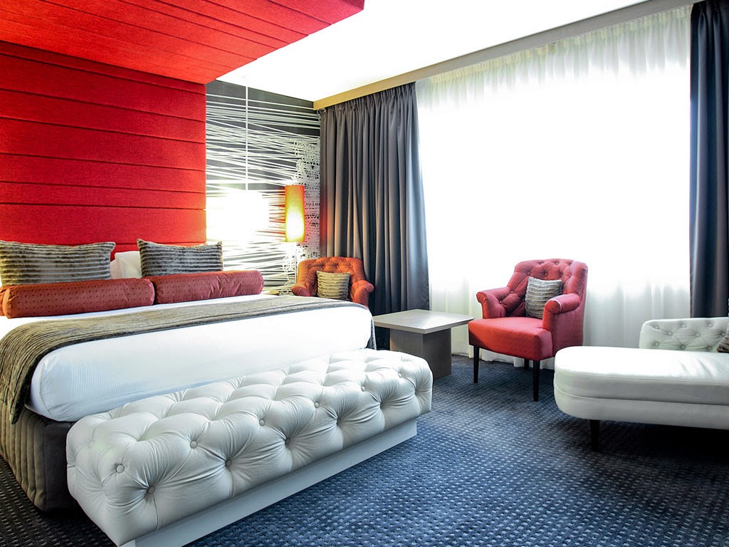 Oran Park Hotel in Oran Park - photo 6
