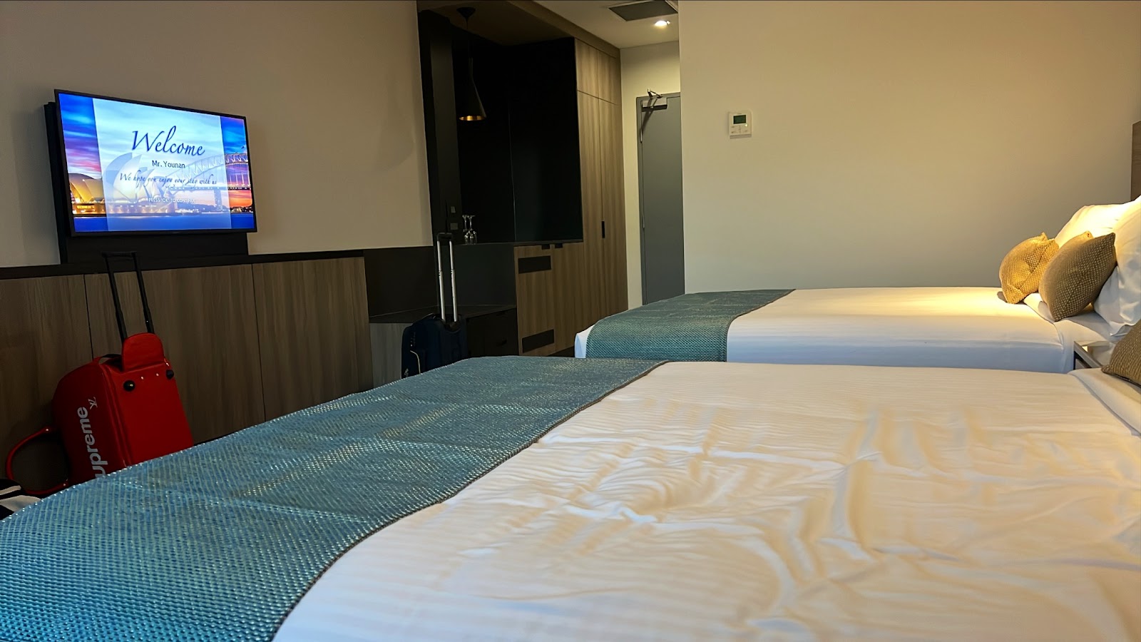 Oran Park Hotel in Oran Park - photo 7