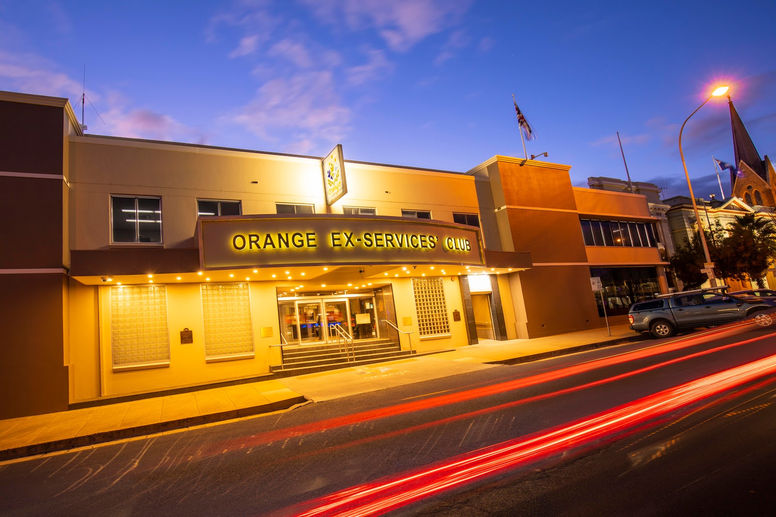 Orange Ex-Services Club in Orange - photo 2