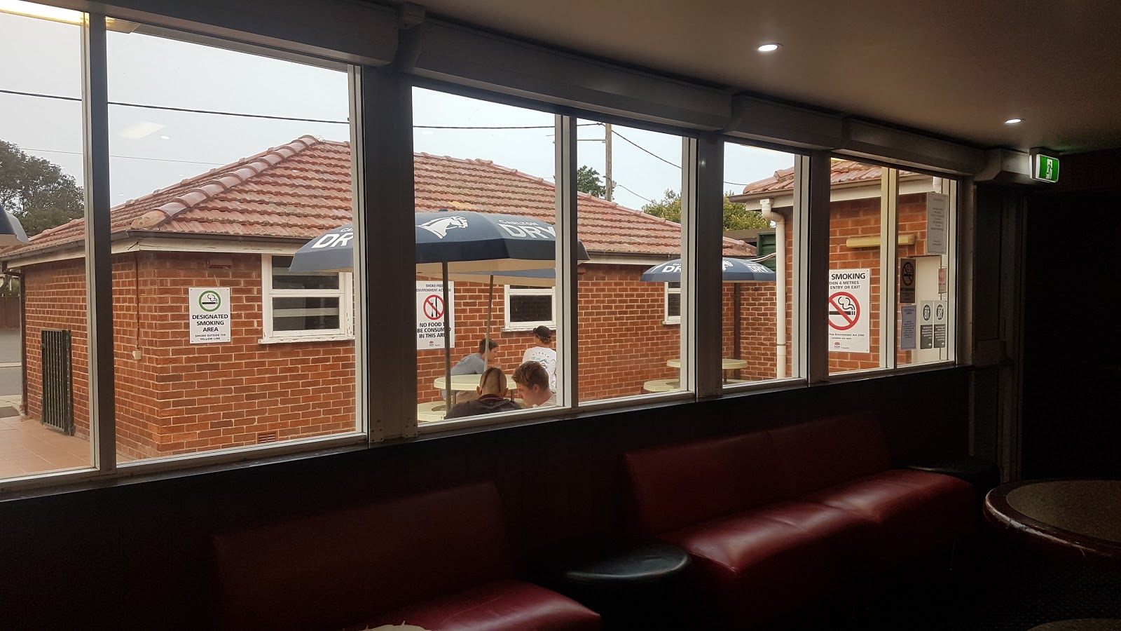 Pagewood Hotel in Maroubra - photo 4