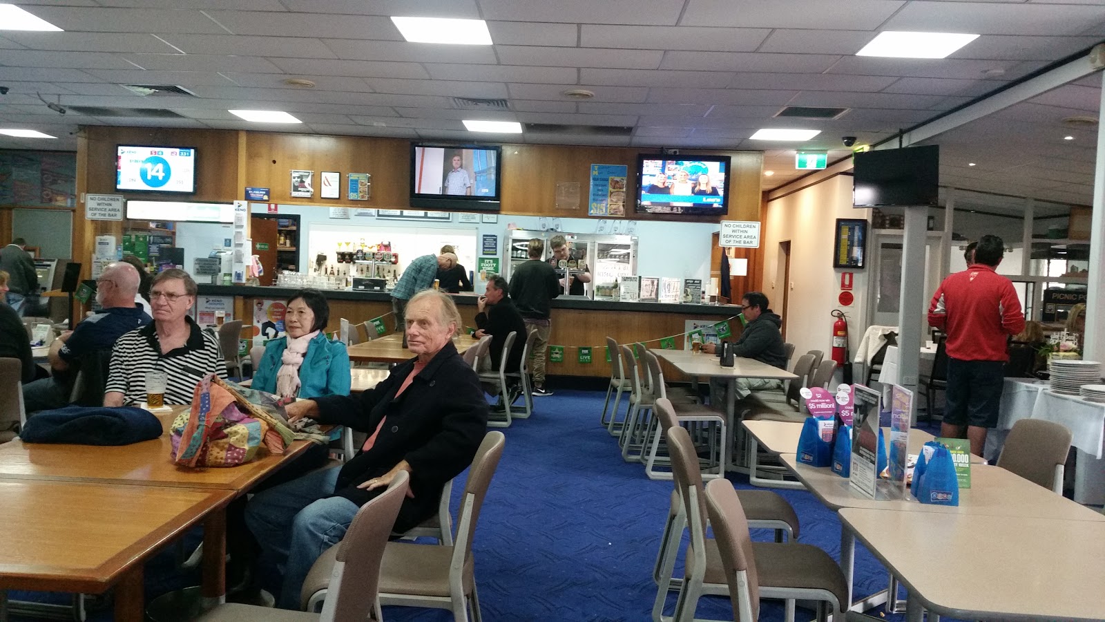 Picnic Point Bowling And Social Club Limited in Panania - photo 2