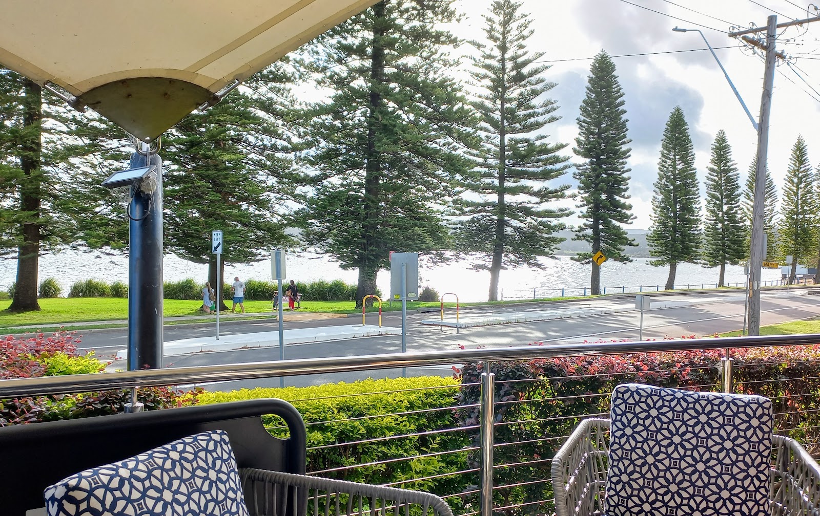 Pippi's at the Point Hotel in Speers Point - photo 4