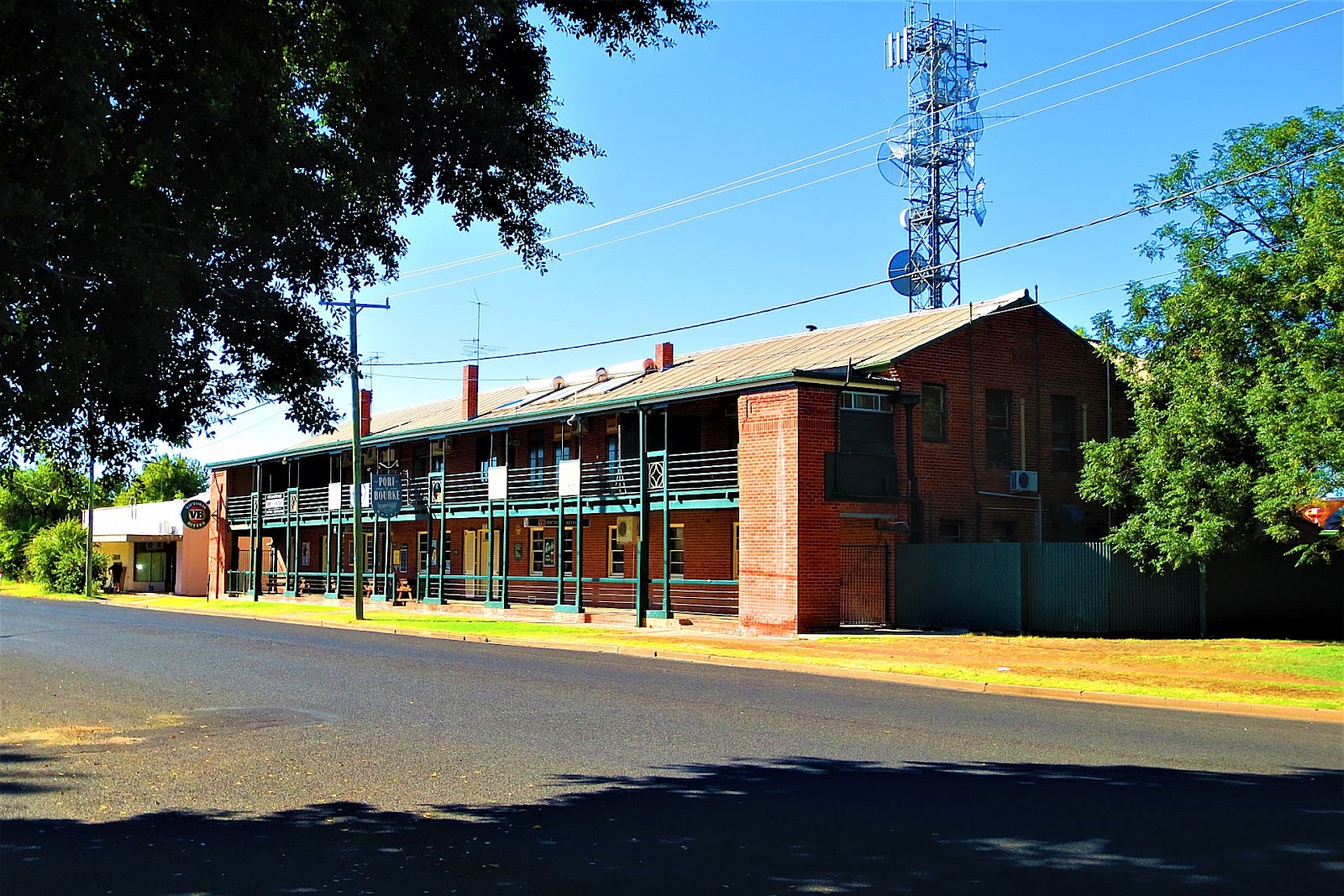 Port of Bourke Hotel in Bourke - photo 1
