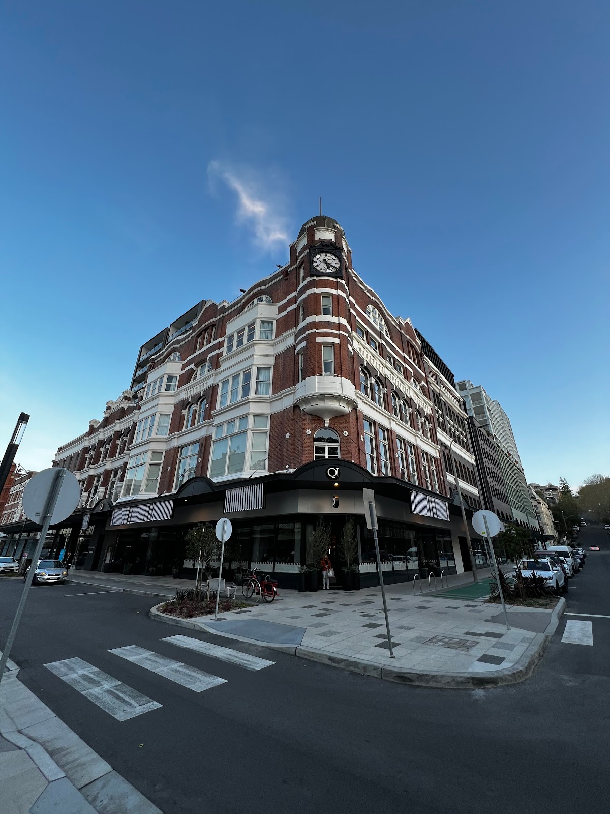 QT Hotel East End in Newcastle - photo 1