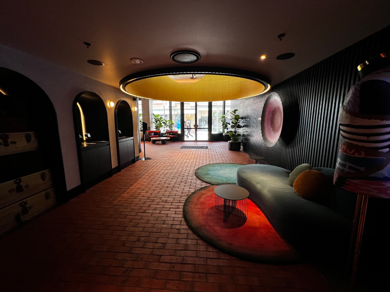 QT Hotel East End in Newcastle - photo 4