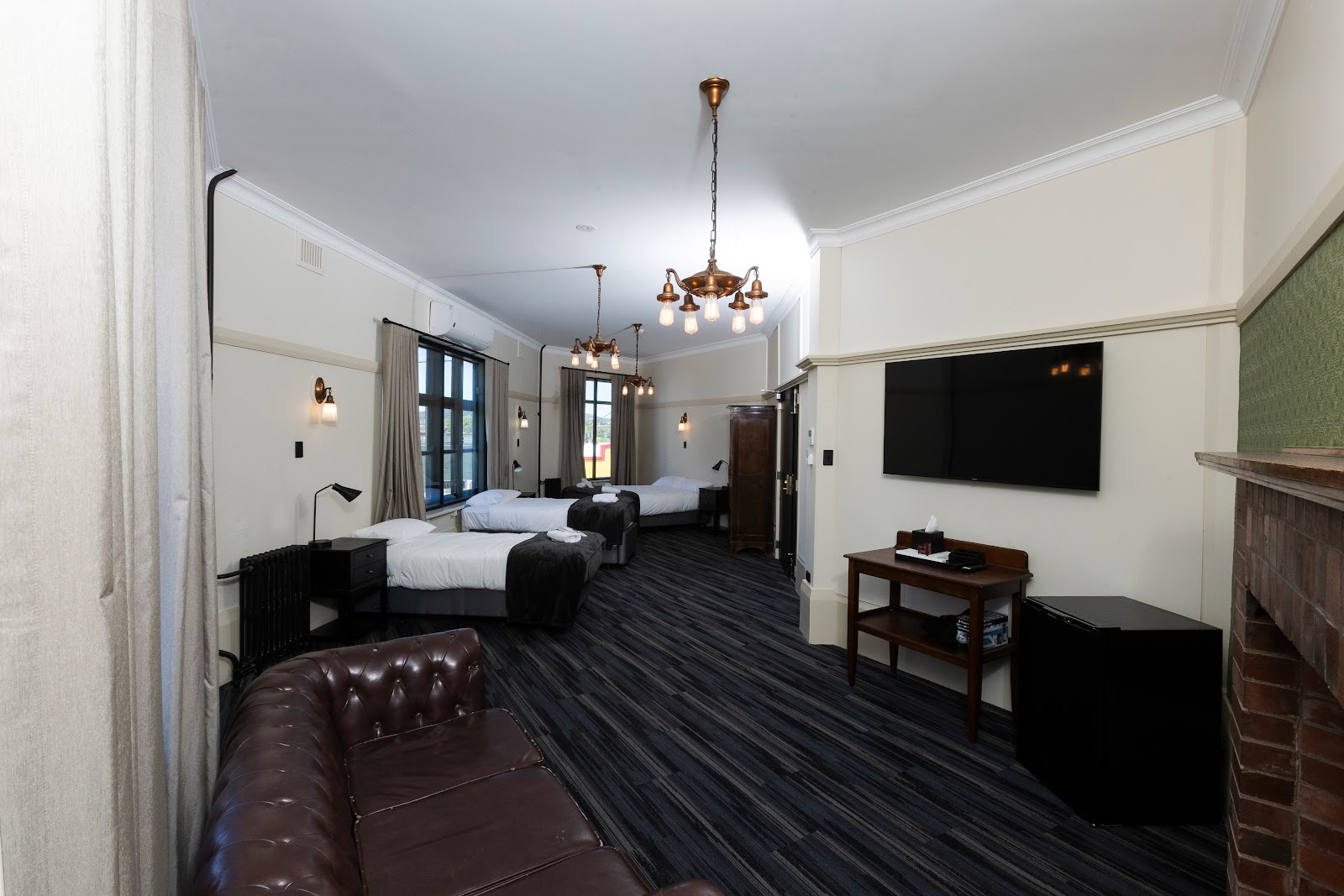 Queanbeyan Hotel in Queanbeyan - photo 7