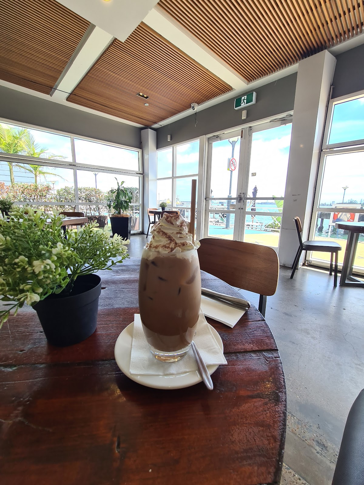 Queens Wharf Brewery Hotel in Newcastle - photo 7