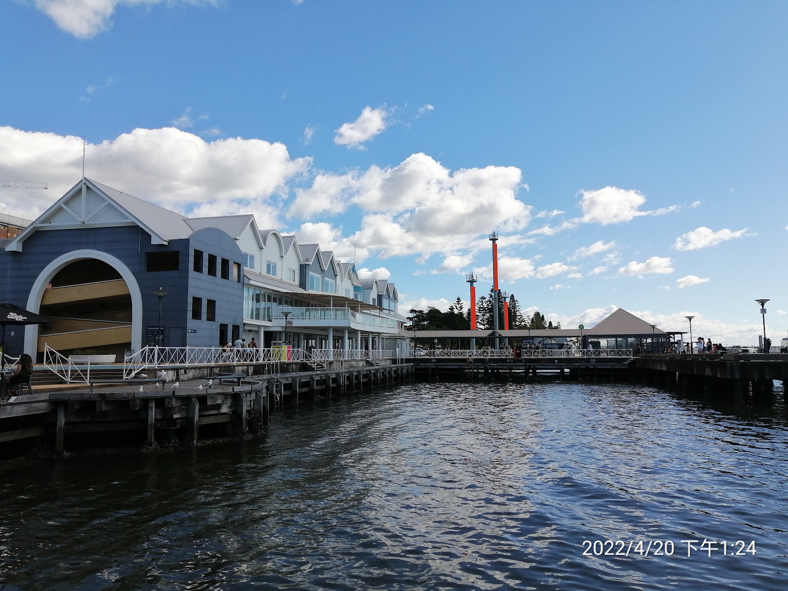 Queens Wharf Brewery Hotel in Newcastle - photo 1