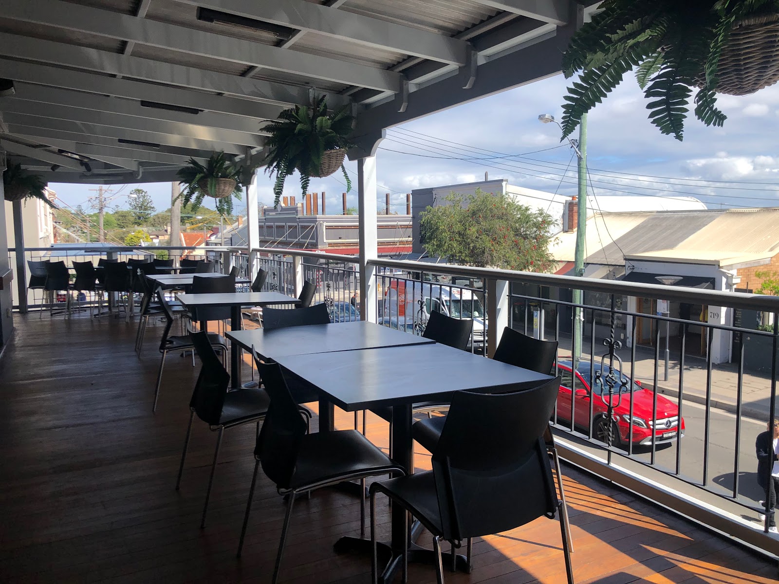 Red Lion Tavern in Wagga Wagga - photo 2