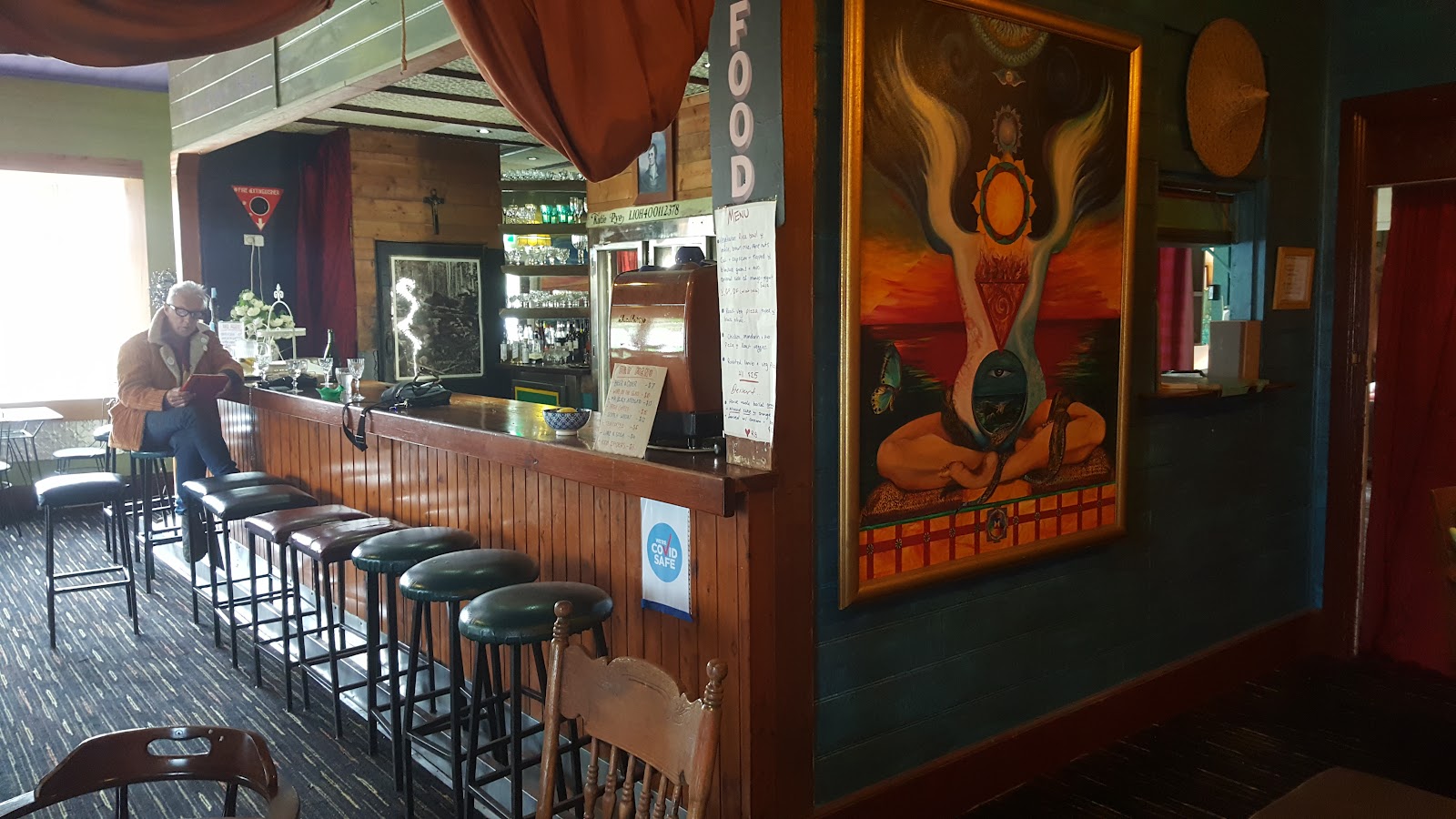Robbie Burns Hotel in Wyndham - photo 3