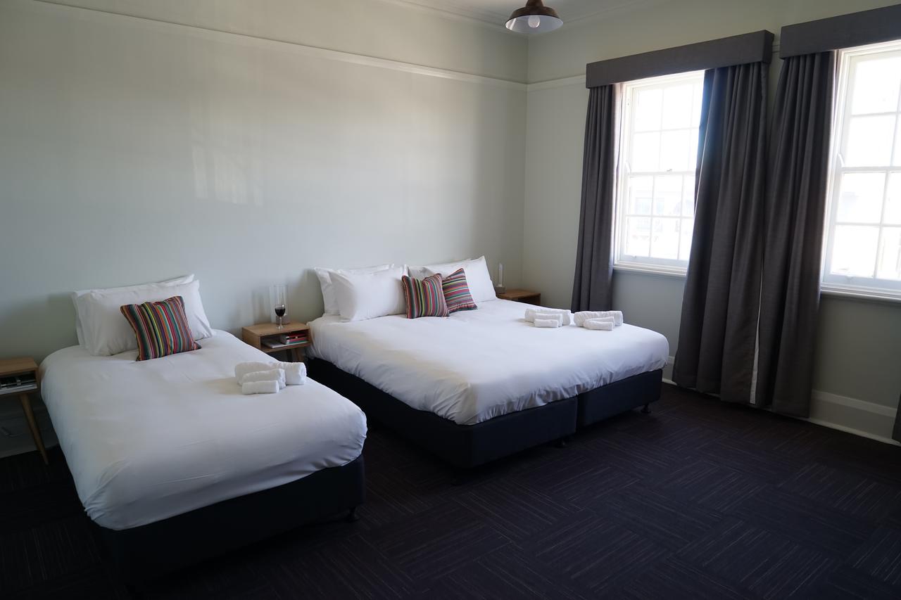 Rosehill Hotel in Granville - photo 3